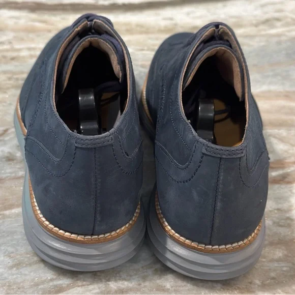Men’s COLE HAAN Original Grand wingtip blue oxfords- Size 9 - Picture 7 of 11